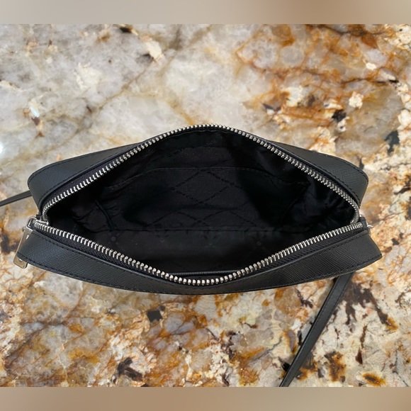 Michael kors jet set crossbody black - Picture 11 of 15